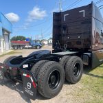 2027-VOLVO-VNL64T-840-MOTEUR-D13TC-500HP-TRANSMISSION-I-SHIFT-13 VITESSES-DIFF-13 200/46 000-FULL LOCK-RATIO-3.07
