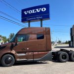 2027-VOLVO-VNL64T-840-MOTEUR-D13TC-500HP-TRANSMISSION-I-SHIFT-13 VITESSES-DIFF-13 200/46 000-FULL LOCK-RATIO-3.07