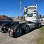 2027-VOLVO-VNR64T-300-MOTEUR D13TC-500 HP-TRANSMISSION-I-SHIFT SD-12 VITESSES-DIFF-13/200/46 000 LBS-FULL LOCK-RATIO-3.21