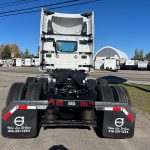 2027-VOLVO-VNR64T-300-MOTEUR D13TC-500 HP-TRANSMISSION-I-SHIFT SD-12 VITESSES-DIFF-13/200/46 000 LBS-FULL LOCK-RATIO-3.21